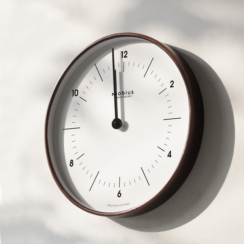 นาฬิกาแขวนผนังดีไซน์เรียบง่าย  - Resin Art Wall Clock บทวิจารณ์และราคา